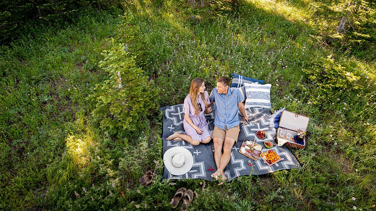 Article Cards Featured Image spring equinox activities couple outside rev