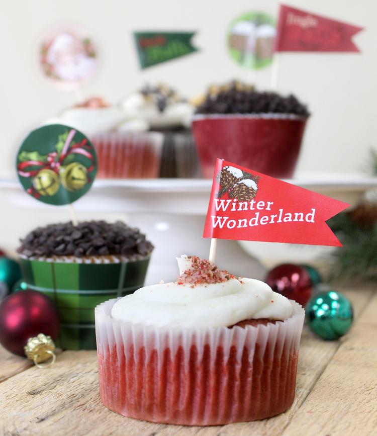 Christmas flags and buttons make great cupcake decorations