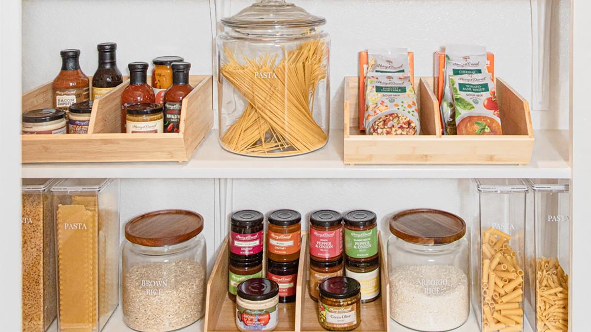 how to stock a pantry