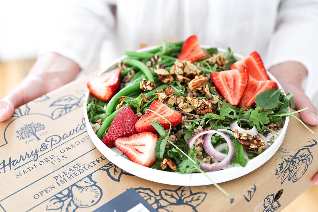 Plant-Based Strawberry Salad